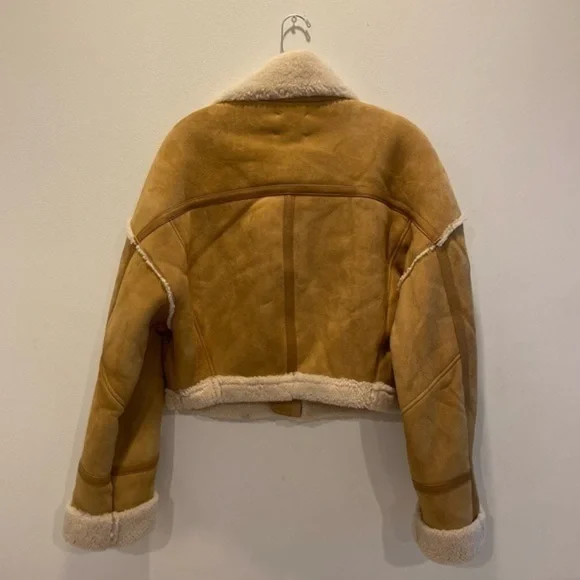 HALFBOY Short Cropped Aviator Shearling Jacket - Picture 6 of 11